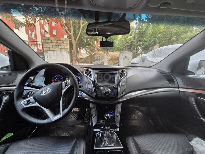 Hyundai i40 2012, 311,000 km - 2.0 l - Bakı