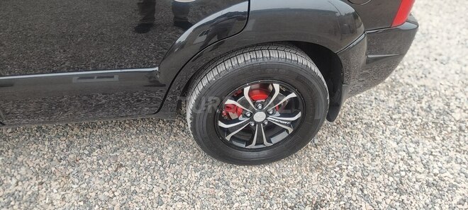Hyundai Tucson 2008, 196,000 km - 2.0 l - Qusar