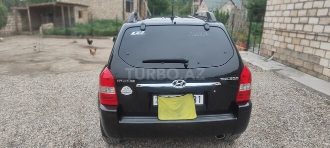 Hyundai Tucson 2008, 196,000 km - 2.0 l - Qusar