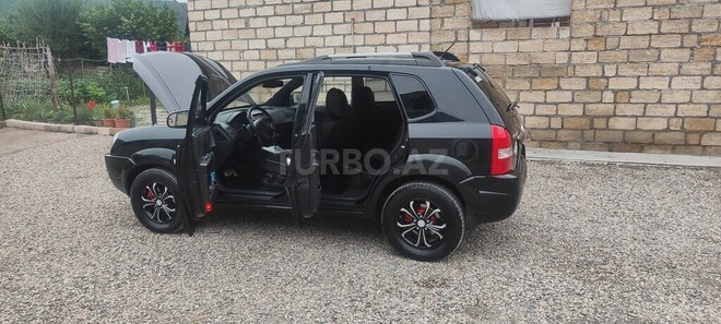 Hyundai Tucson 2008, 196,000 km - 2.0 l - Qusar