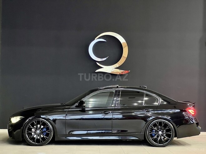 BMW 330-2