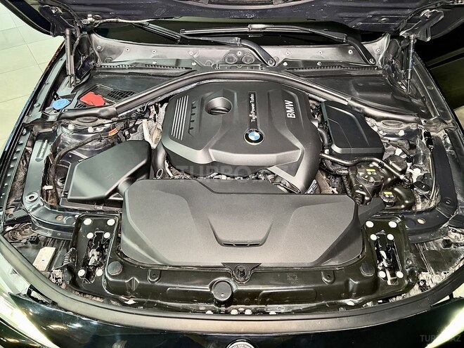 BMW 330-11