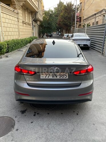 Hyundai Elantra 2017, 80,000 km - 2.0 l - Bakı