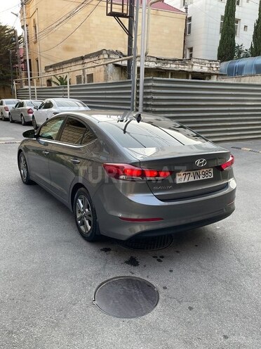 Hyundai Elantra 2017, 80,000 km - 2.0 l - Bakı