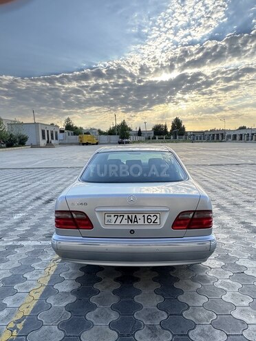 Mercedes E 240 1999, 317,000 km - 2.4 l - Bərdə