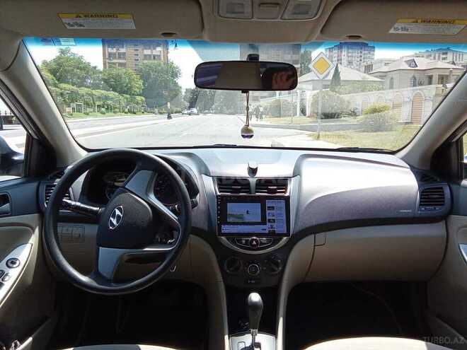 Hyundai Accent 2016, 158,520 km - 1.6 l - Bakı