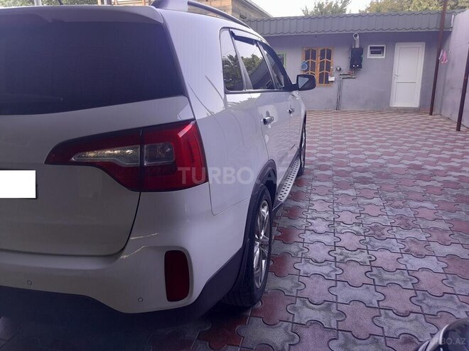 Kia Sorento 2014, 225,000 km - 2.0 l - Salyan