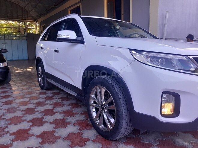 Kia Sorento 2014, 225,000 km - 2.0 l - Salyan