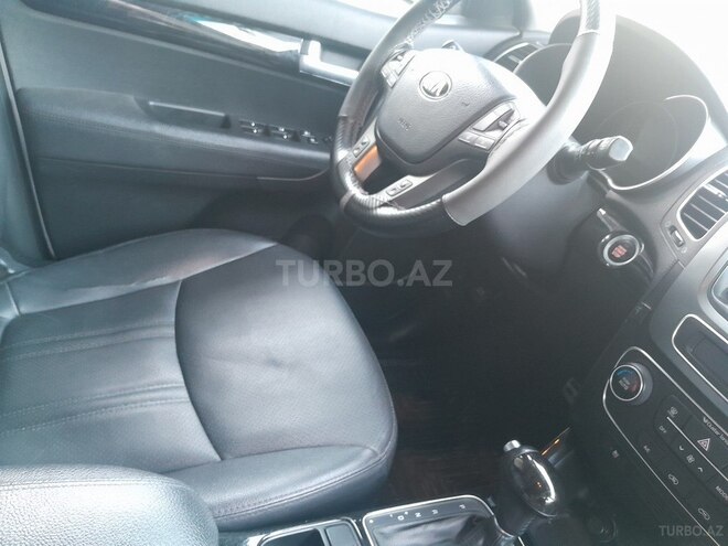 Kia Sorento 2014, 225,000 km - 2.0 l - Salyan