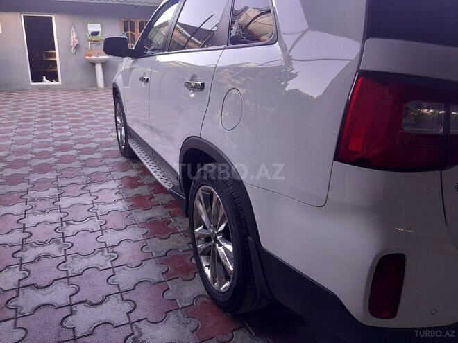 Kia Sorento 2014, 225,000 km - 2.0 l - Salyan