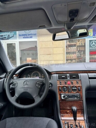 Mercedes E 240 1999, 317,000 km - 2.4 l - Bərdə