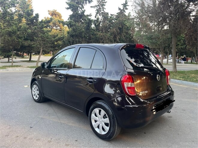 Nissan Micra-4