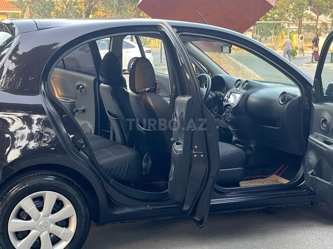 Nissan Micra-12