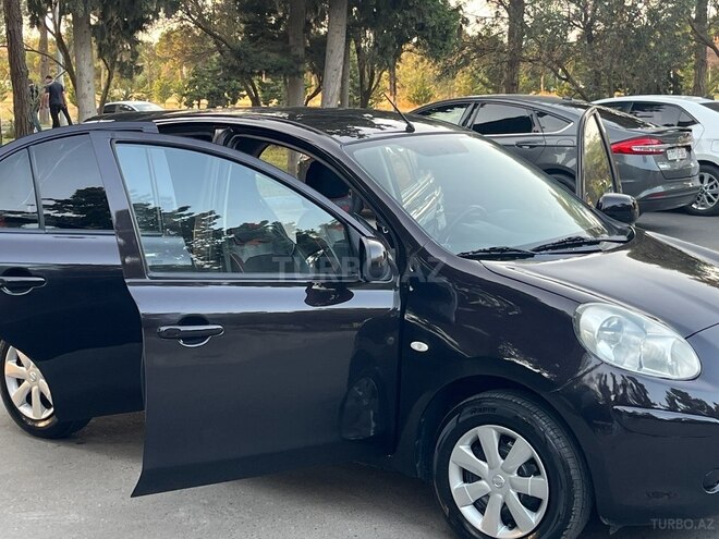 Nissan Micra-11
