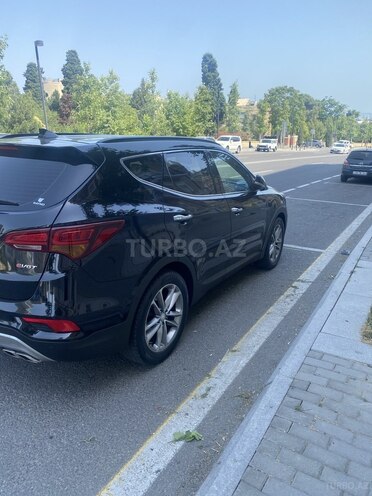 Hyundai Santa Fe-6
