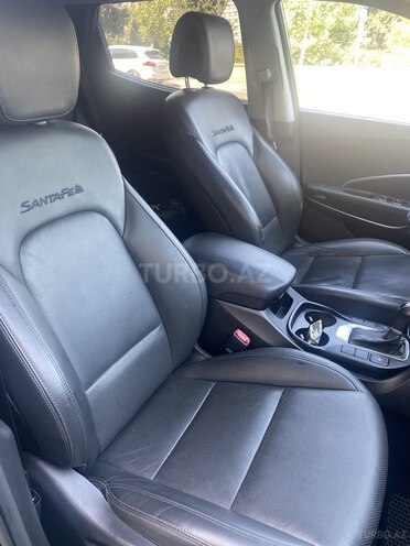 Hyundai Santa Fe-11