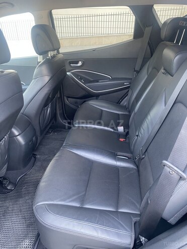 Hyundai Santa Fe-9