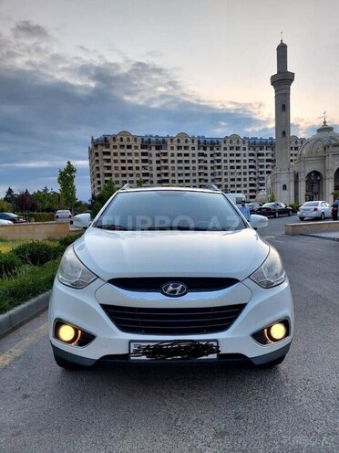 Hyundai ix35 2010, 180,000 km - 2.0 л - Bakı