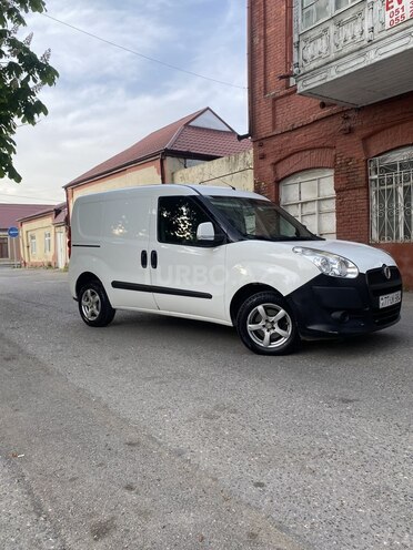 Fiat Doblo 2012, 175,000 km - 1.3 l - Quba