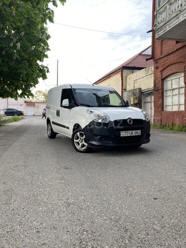 Fiat Doblo 2012, 175,000 km - 1.3 l - Quba