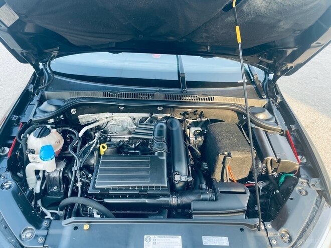 Volkswagen Jetta 2017, 195,000 km - 1.4 l - Bakı