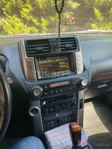 Toyota Land Cruiser Prado 2010, 195,000 km - 4.0 l - Bakı