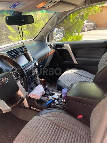 Toyota Land Cruiser Prado 2010, 195,000 km - 4.0 l - Bakı