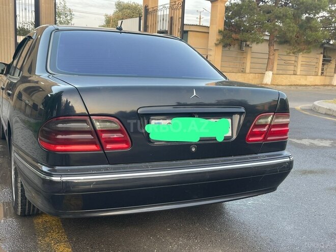 Mercedes E 220 d 2001, 444,444 km - 2.2 l - Neftçala