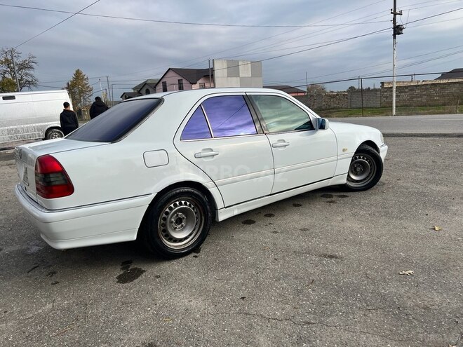 Mercedes C 240 1998, 252,919 km - 2.4 l - Bakı