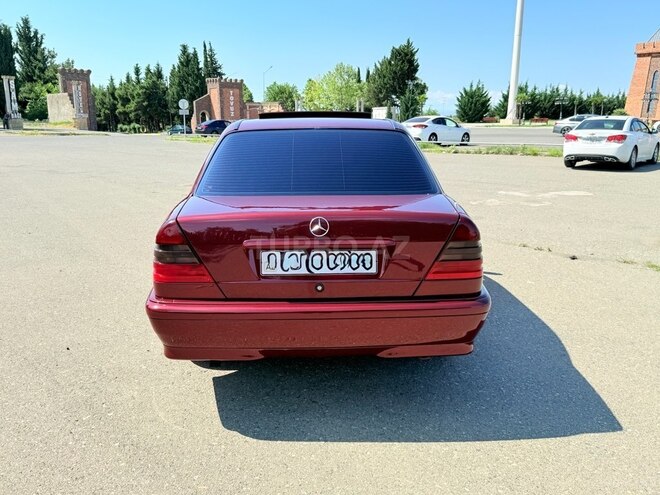 Mercedes C 180 1999, 273,000 km - 1.8 l - Tovuz