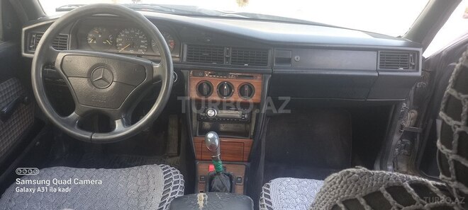 Mercedes 190 1993, 321,542 km - 2.0 л - Bərdə