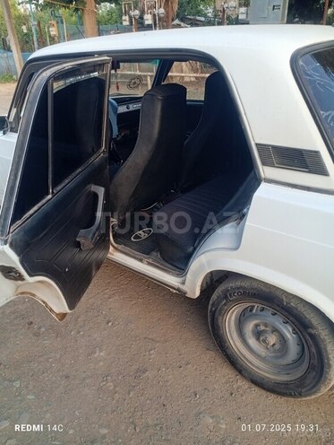 LADA (VAZ) 2107 2001, 92,457 km - 1.6 l - Astara
