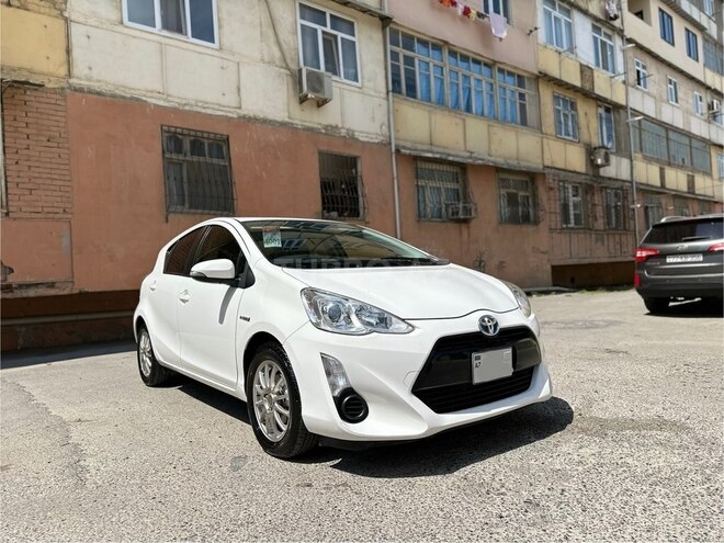Toyota Aqua 2016, 170,000 km - 1.5 l - Bakı