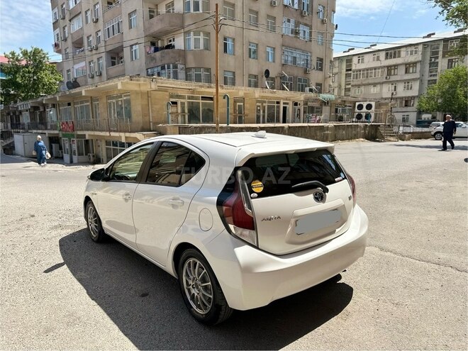 Toyota Aqua 2016, 170,000 km - 1.5 l - Bakı