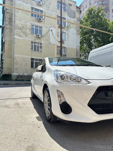 Toyota Aqua 2016, 170,000 km - 1.5 l - Bakı