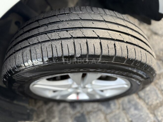 Hyundai Santa Fe 2010, 296,000 km - 2.0 л - Bakı