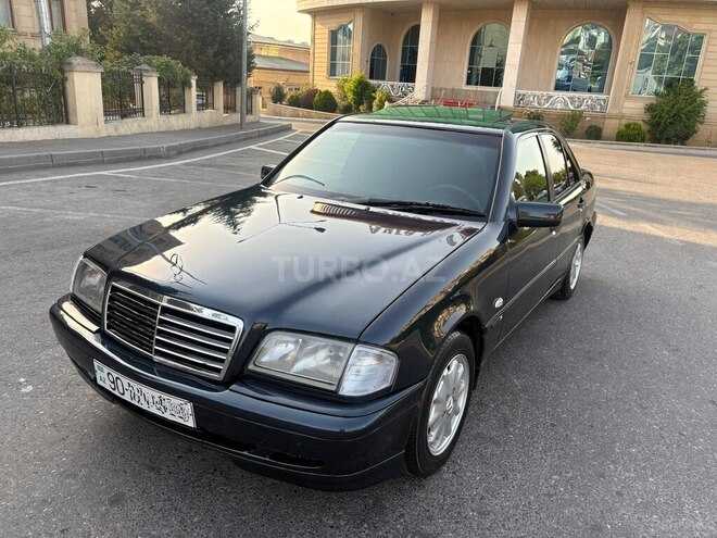Mercedes C 220 d-1
