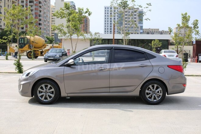 Hyundai Accent 2018, 124,000 km - 1.4 l - Bakı