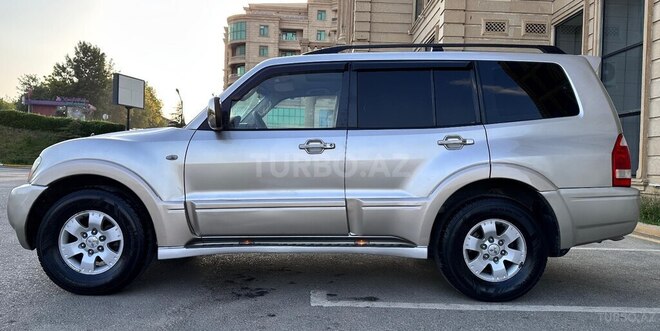 Mitsubishi Pajero 2005, 488,000 km - 3.0 l - Bakı