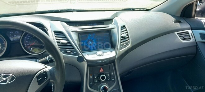 Hyundai Avante 2014, 234,410 km - 1.6 л - Qəbələ