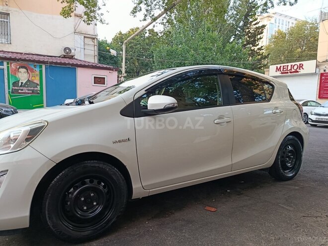 Toyota Aqua 2015, 84,000 km - 1.5 l - Bakı