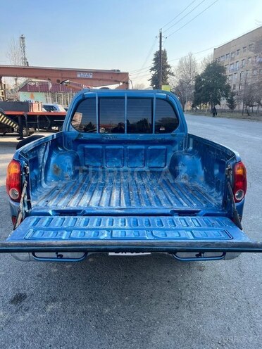 Mitsubishi L200 2009, 465,258 km - 2.0 l - Mingəçevir