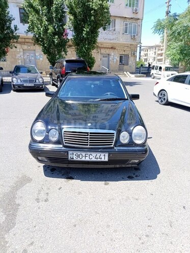 Mercedes E 240 1998, 275,000 km - 2.4 l - Bakı