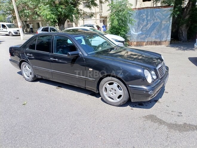 Mercedes E 240 1998, 275,000 km - 2.4 l - Bakı