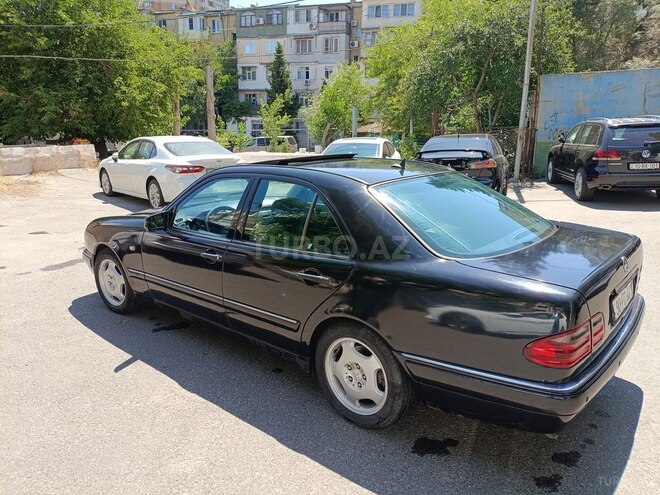 Mercedes E 240 1998, 275,000 km - 2.4 l - Bakı