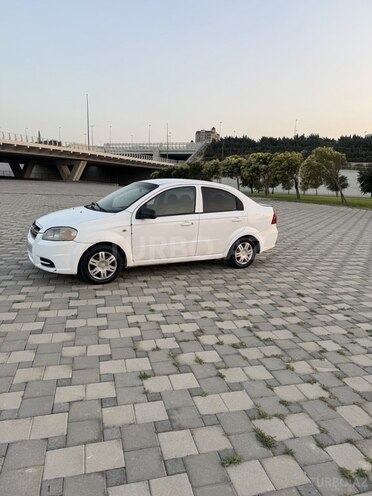 Chevrolet Aveo-9