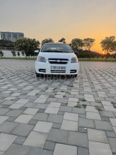 Chevrolet Aveo-1