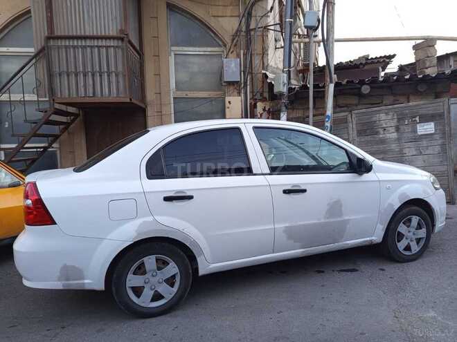 Chevrolet Aveo-7