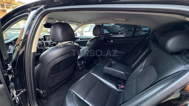 Kia Stinger-4