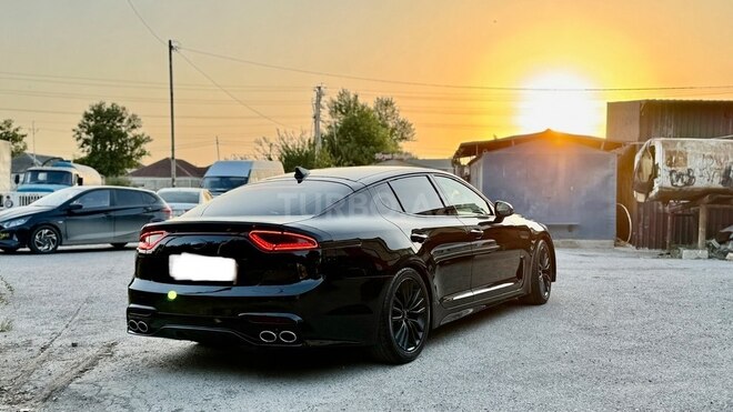 Kia Stinger-10